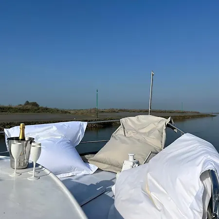 La Vedette Hollandaise *