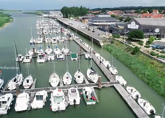 La Vedette Hollandaise Botel *