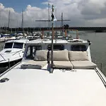 La Vedette Hollandaise Botel *