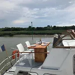 La Vedette Hollandaise Botel *