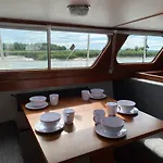 La Vedette Hollandaise Botel Étaples